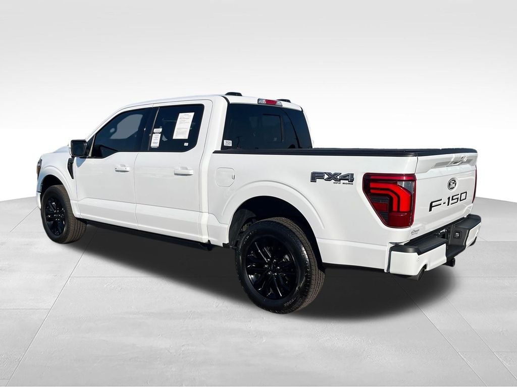 Used 2025 White Ford Lariat image 3