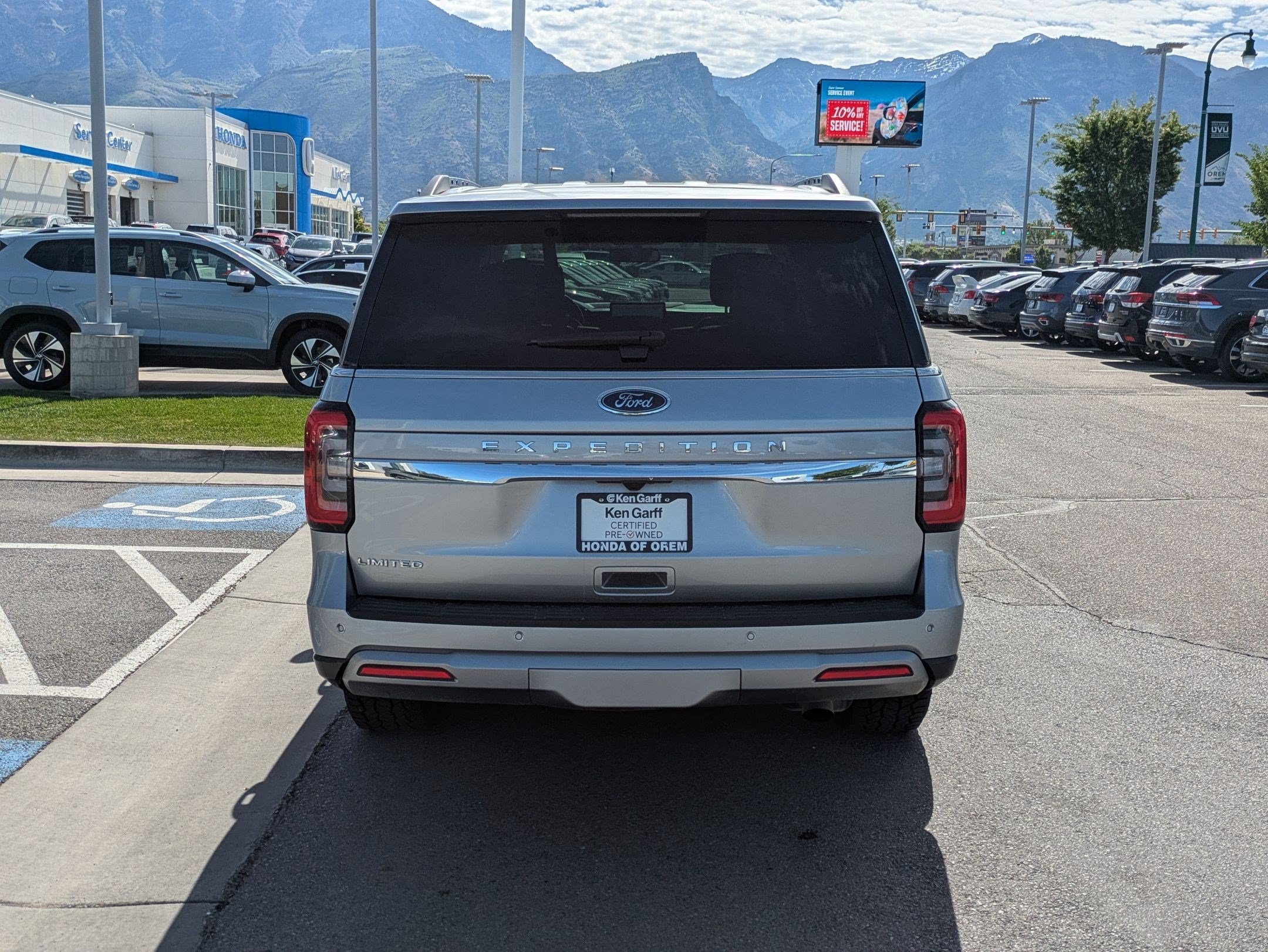 Used 2023 Silver Metallic Ford Limited image 4