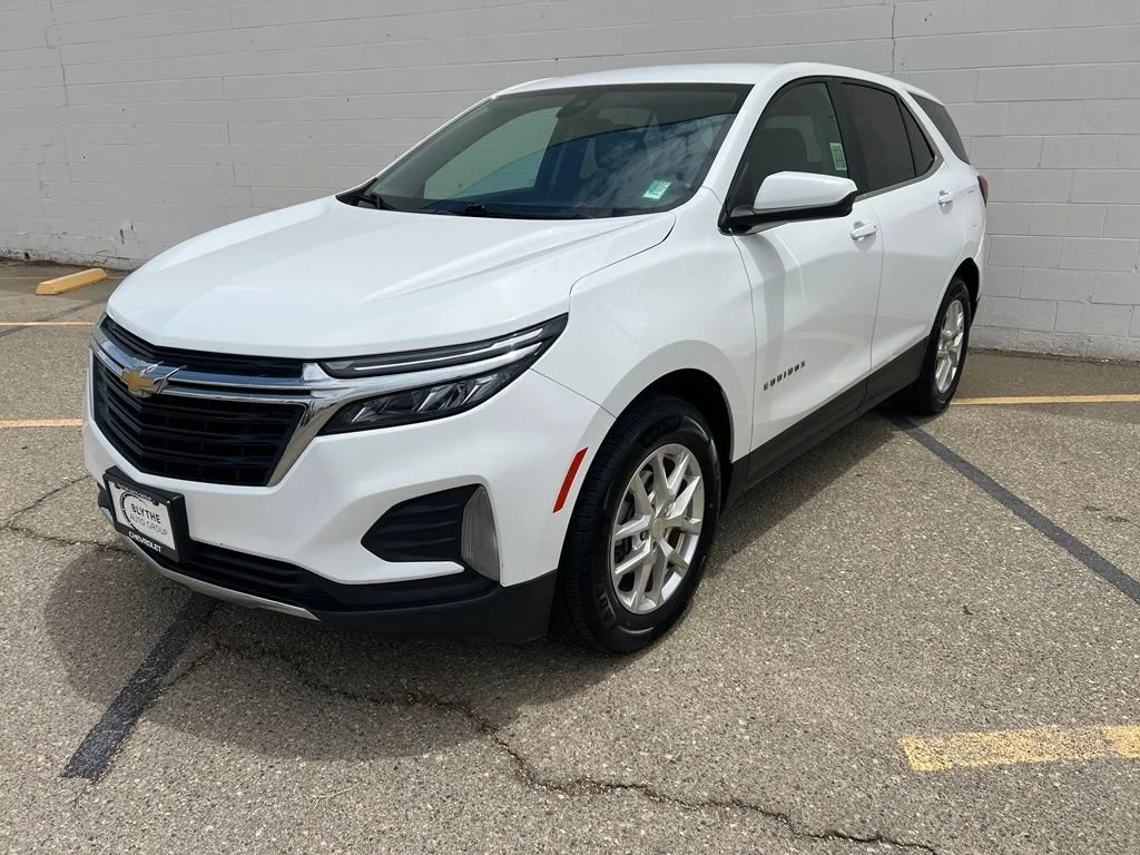 Used 2023 Summit White Chevrolet LT image 1