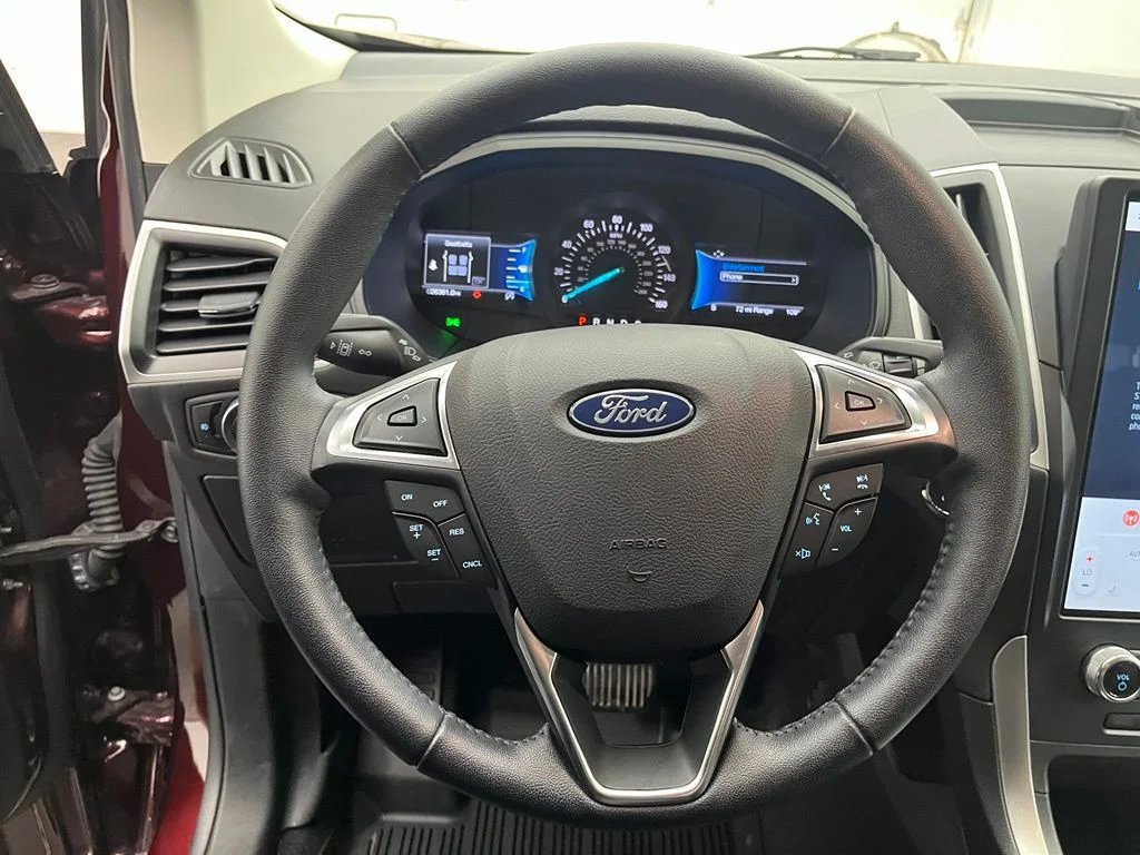 Used 2023 Red Ford SEL image 21