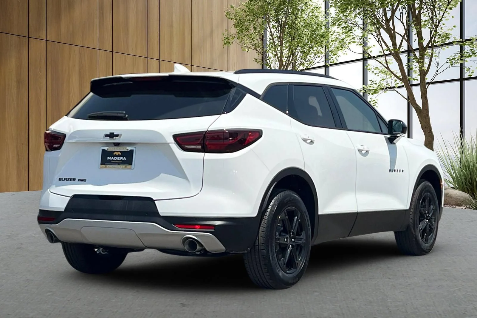 New 2026 Summit White Chevrolet 2LT image 4