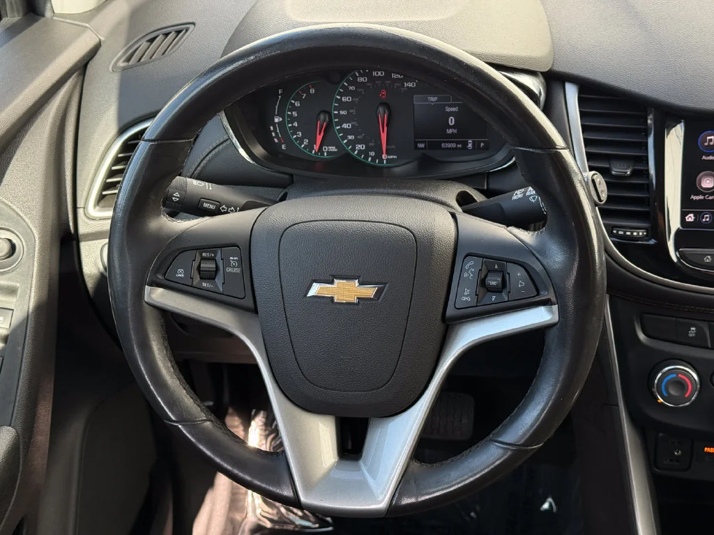 Used 2020 PACIFIC BLUE METALLIC Chevrolet LT image 22
