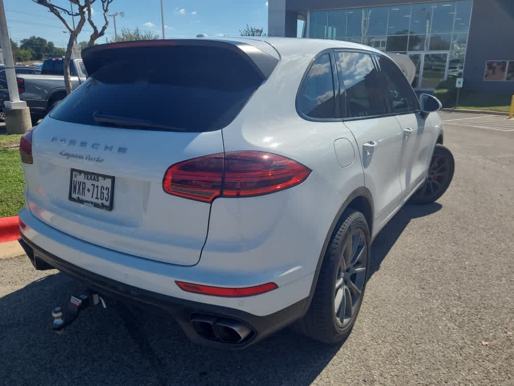 Used 2015 Carrara White Metallic Porsche Turbo image 4