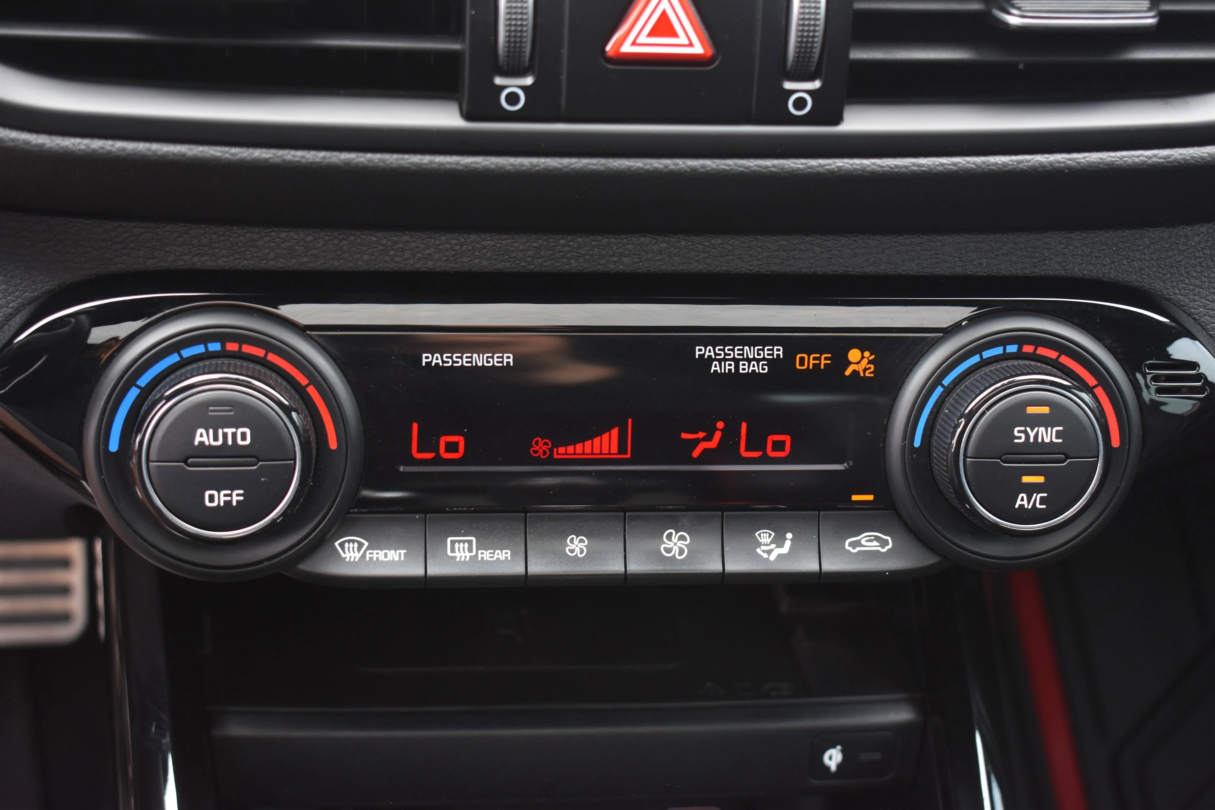 Used 2024 Aurora Black Kia GT image 27