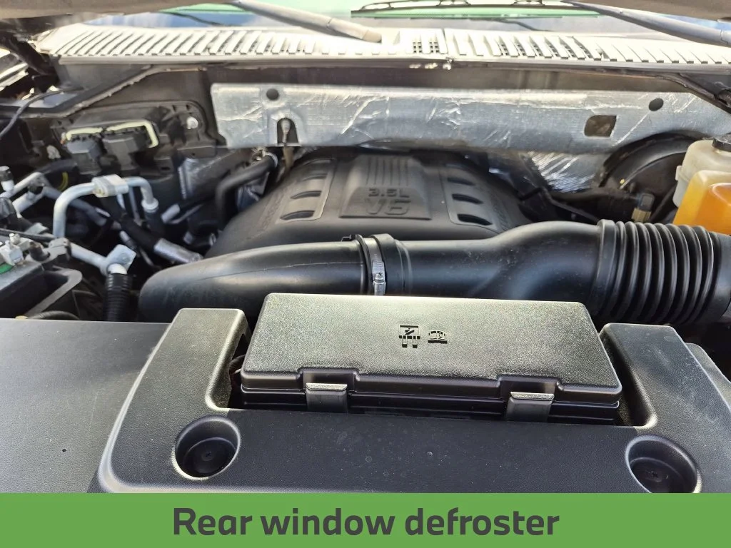 Used 2015 Black Ford XLT image 14