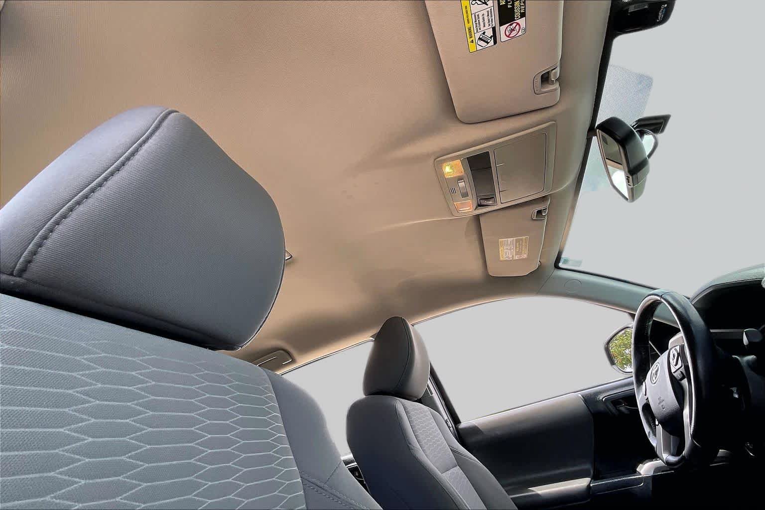 Used 2017 Magnetic Gray Metallic Toyota SR5 image 14