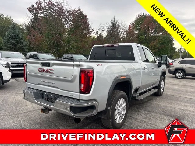 Used 2022 Silver GMC SLT image 11