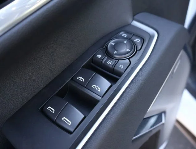 2026 Chevrolet Silverado 2500 HD High Country - Photo 7