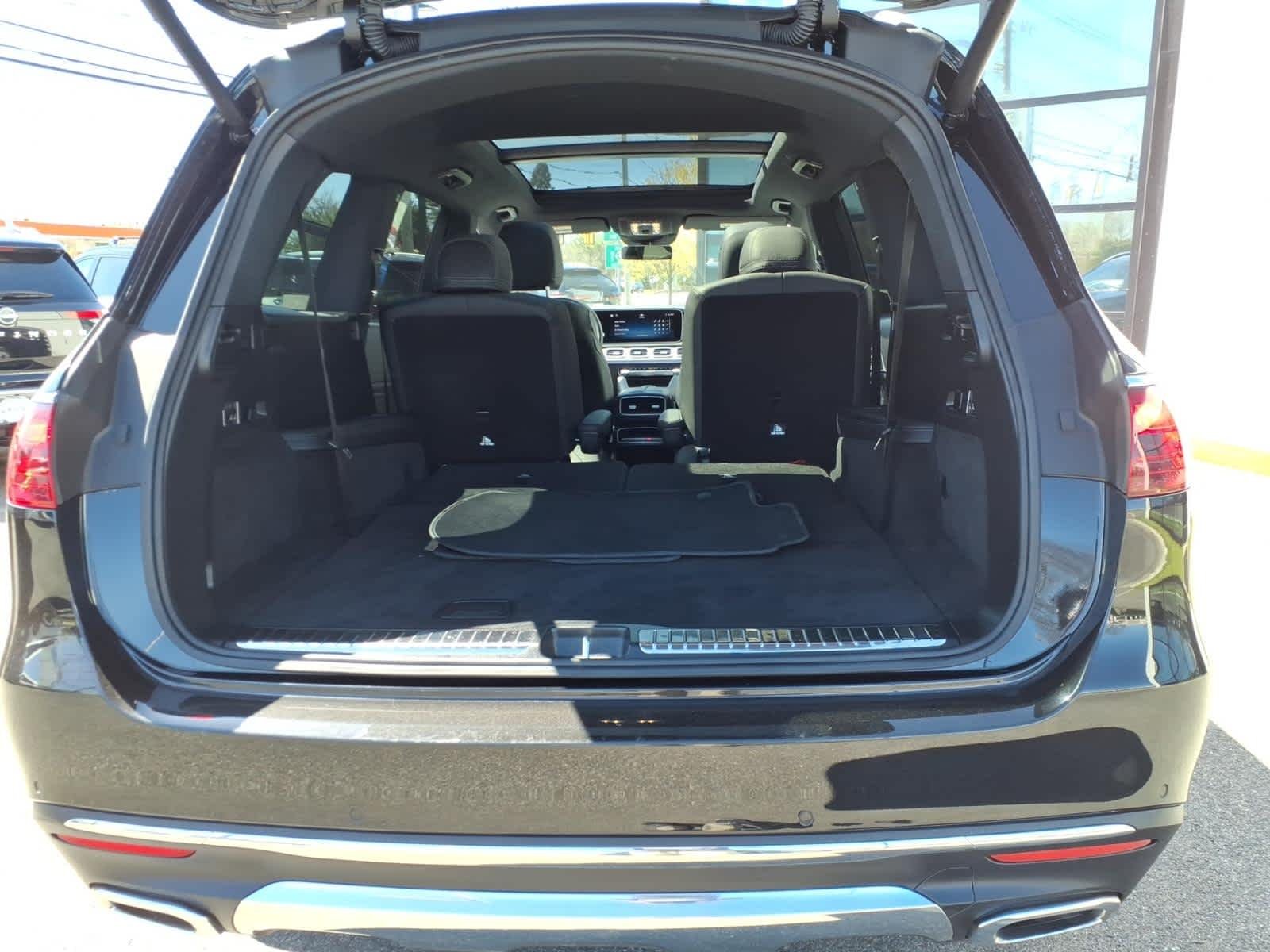 2025 Mercedes-Benz GLS Base - Photo 17