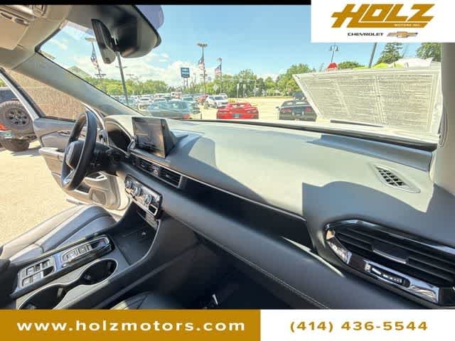 Used 2025 White Honda Touring image 29