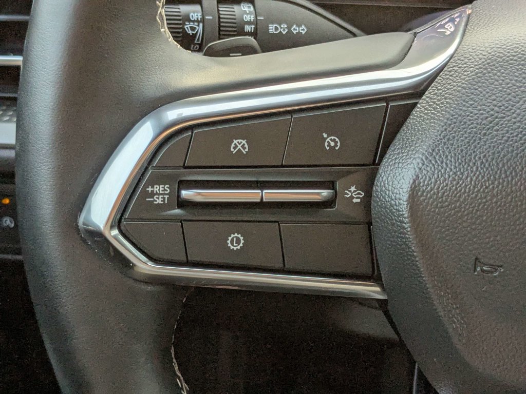 Used 2025 Gray Chevrolet LT image 31
