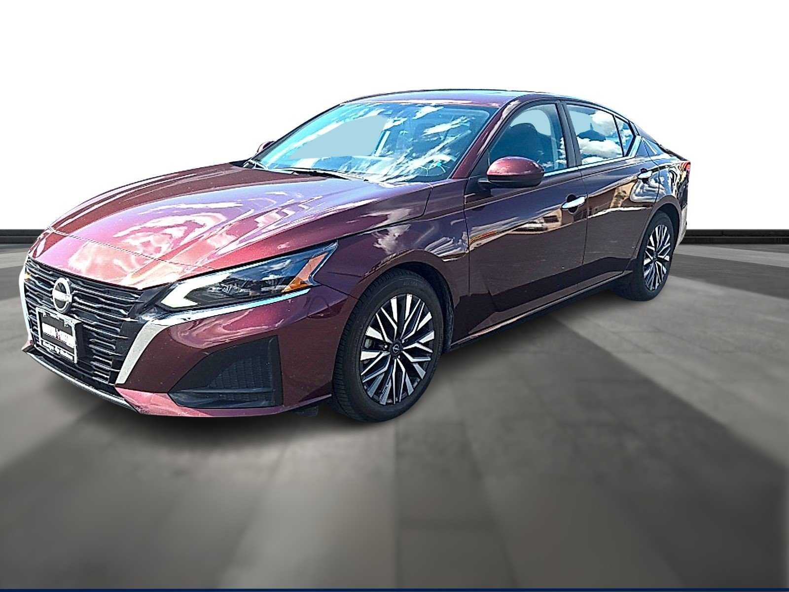 Used 2024 Scarlet Ember Nissan SV FWD image 1