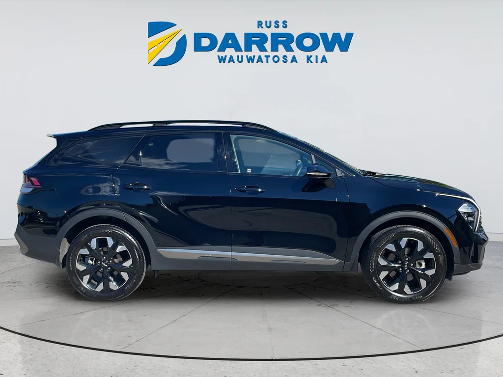 Used 2023 Black Kia X-Line image 6