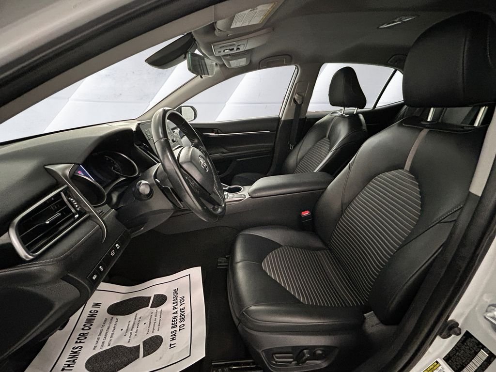 Used 2023 White Toyota SE image 7
