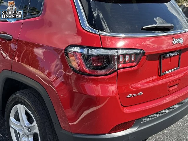 Used 2023 Red Jeep Sport 4x4 image 9