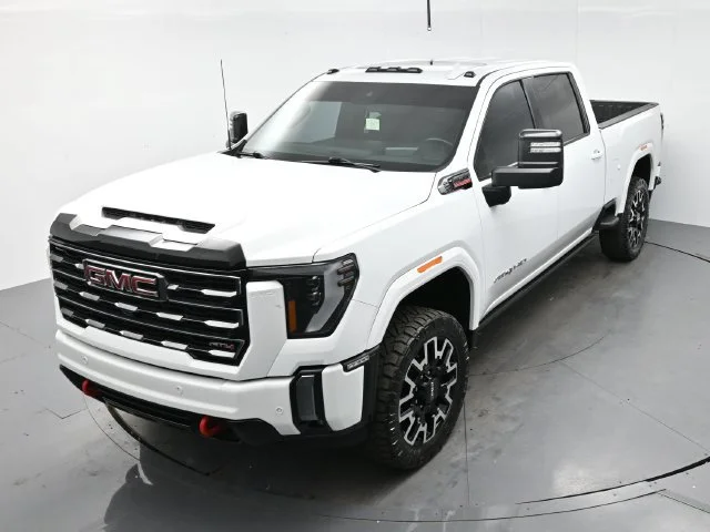 Used 2024 Summit White GMC AT4 image 34