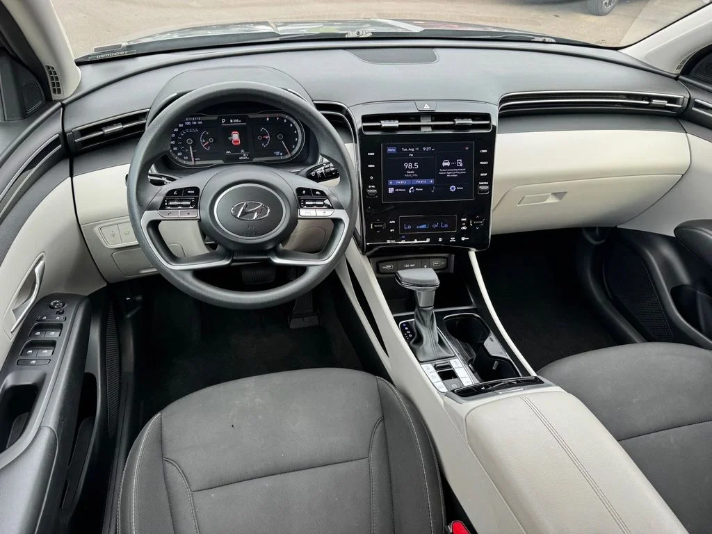 Used 2024 Gray Hyundai SEL image 11