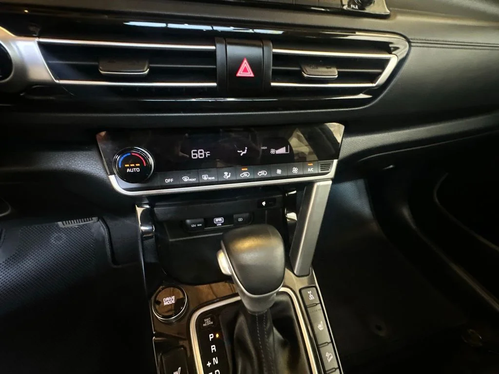 Used 2021 Gray Kia SX image 16