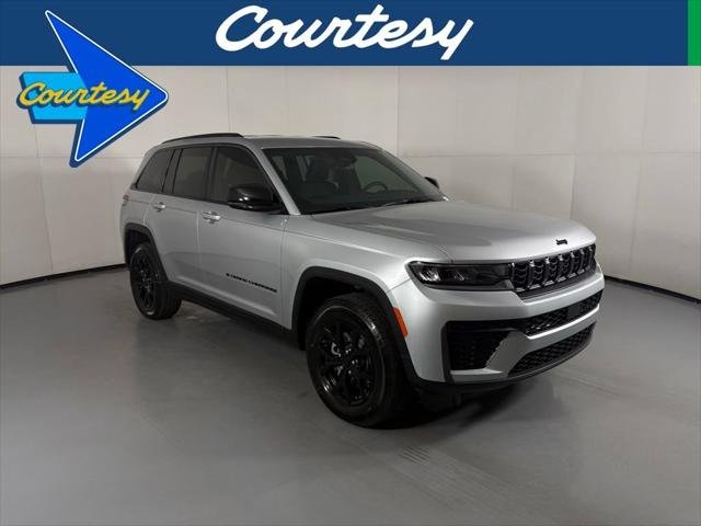 2026 Jeep Grand Cherokee Laredo