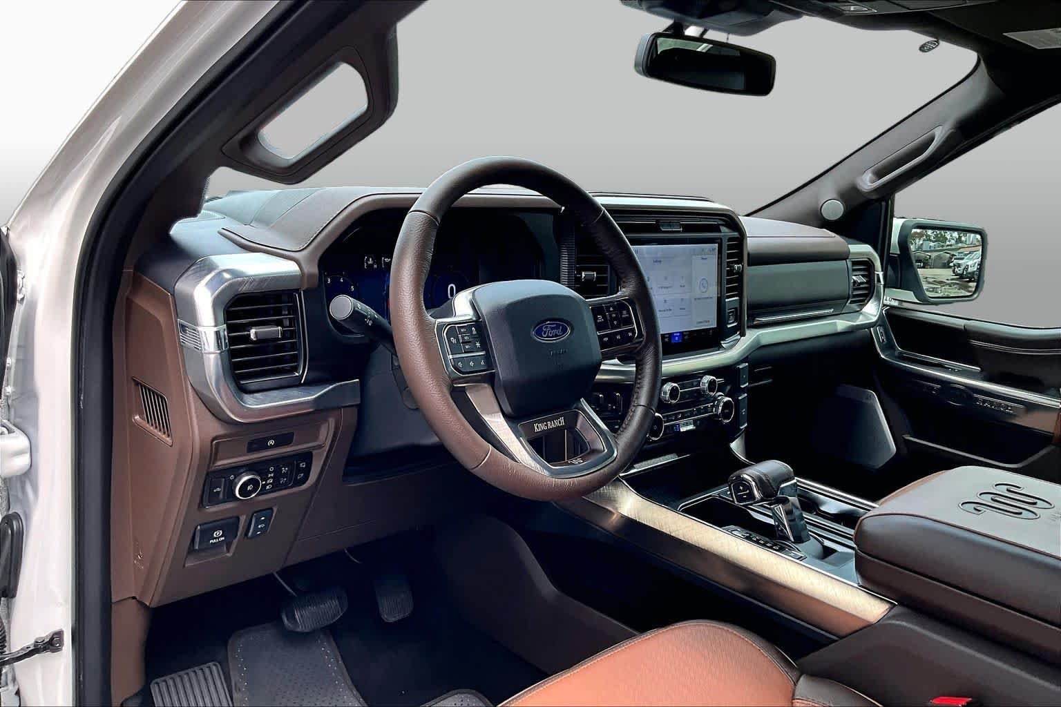Used 2025 Star White Metallic Tri-Coat/Marsh Gray Ford King Ranch image 18