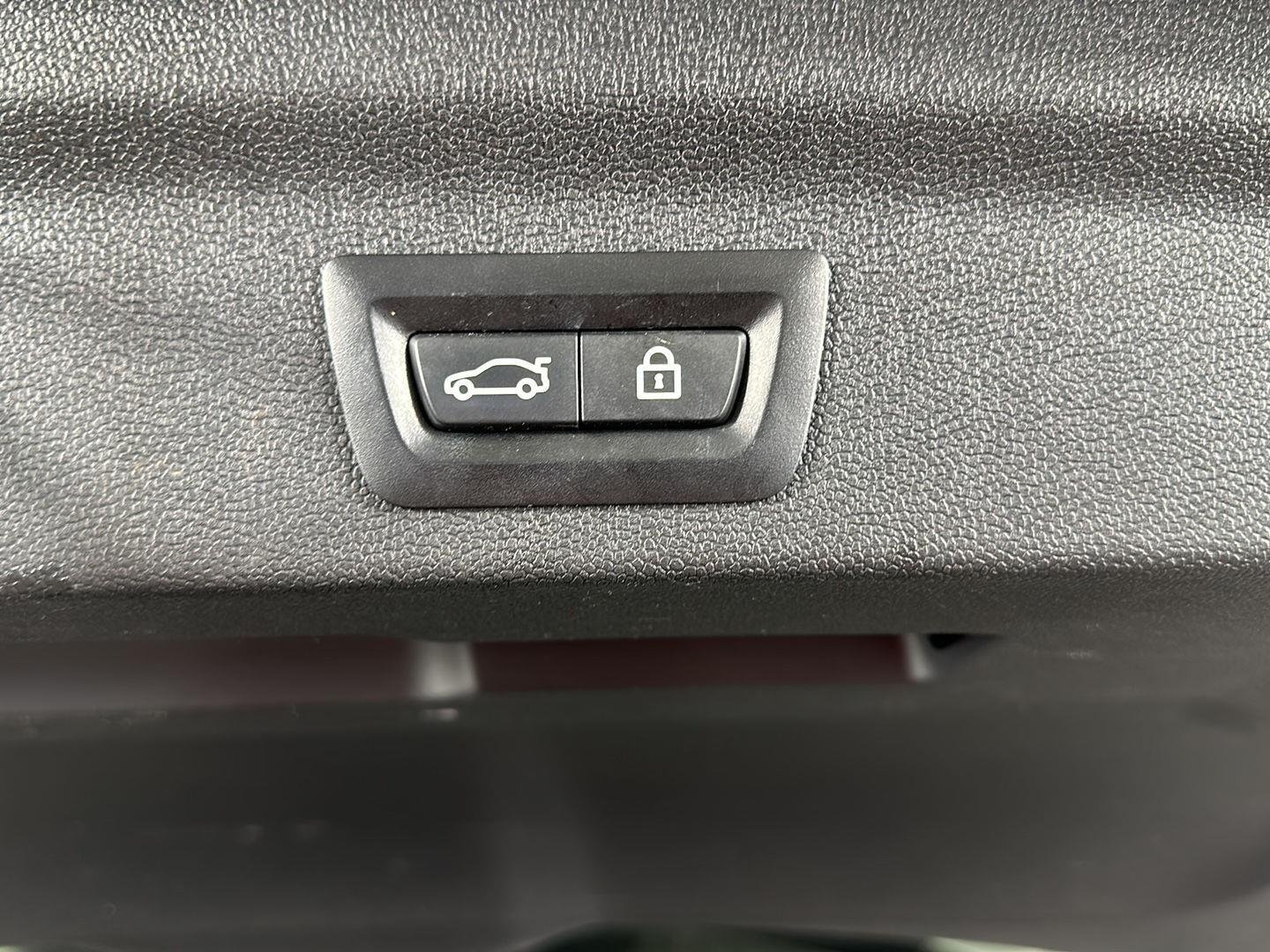 Used 2020 White SIlver Edition MINI Cooper S image 11
