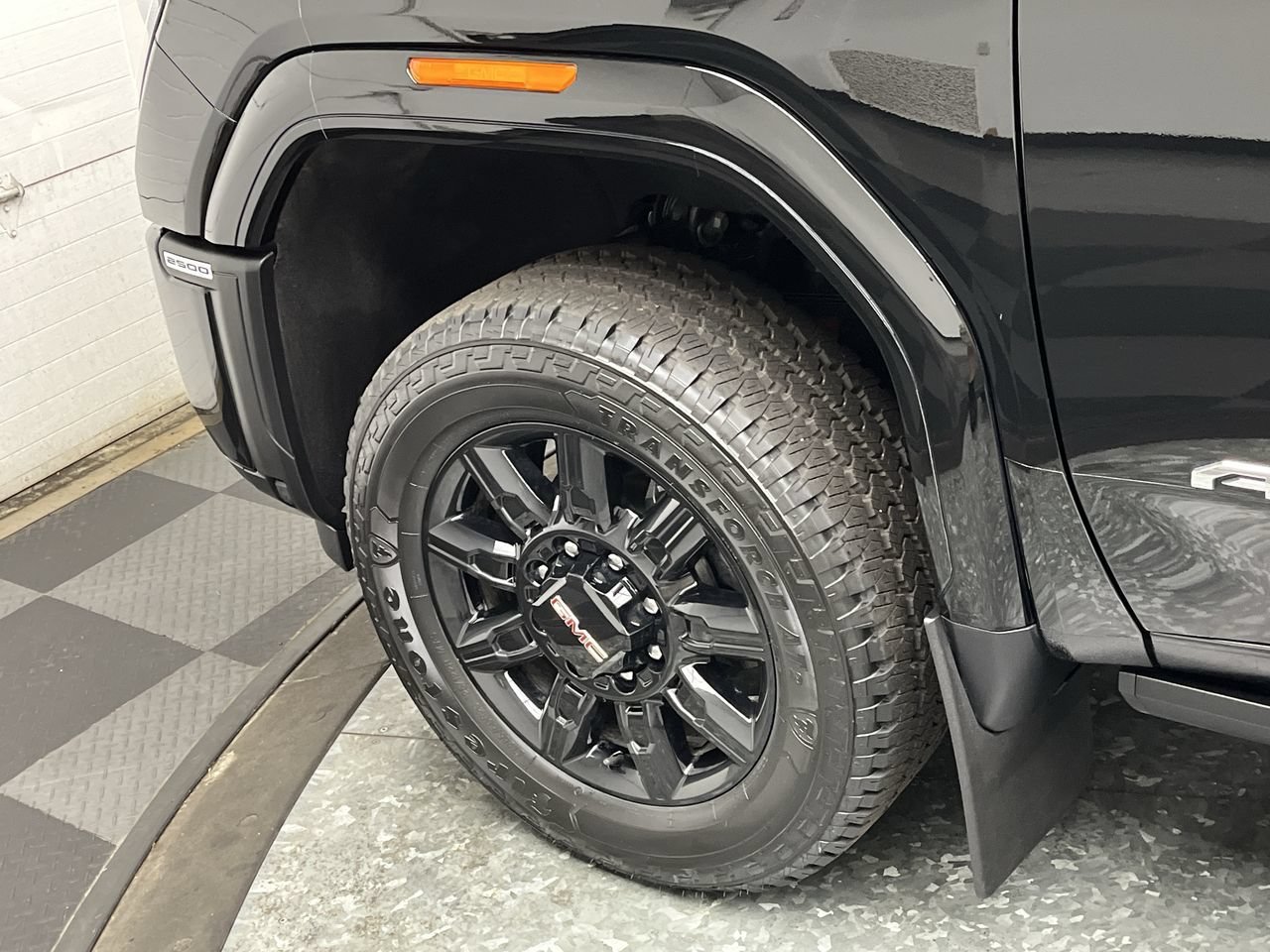 Certified Used 2024 Onyx Black GMC AT4 image 41