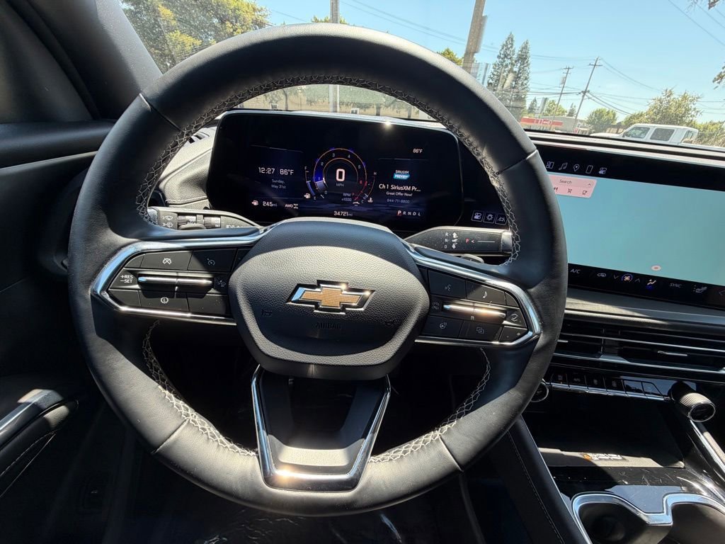 2025 Chevrolet Traverse LT - Photo 18