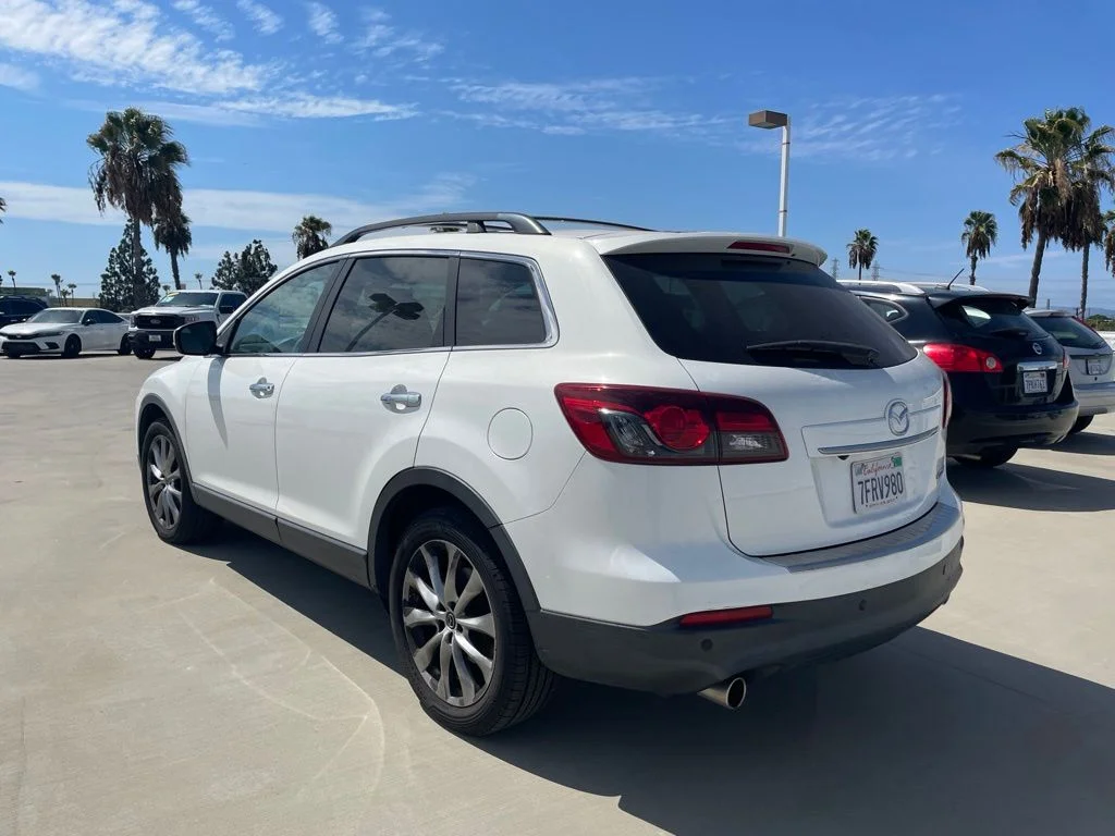 Used 2015 Crystal White Pearl Mazda Grand Touring image 4