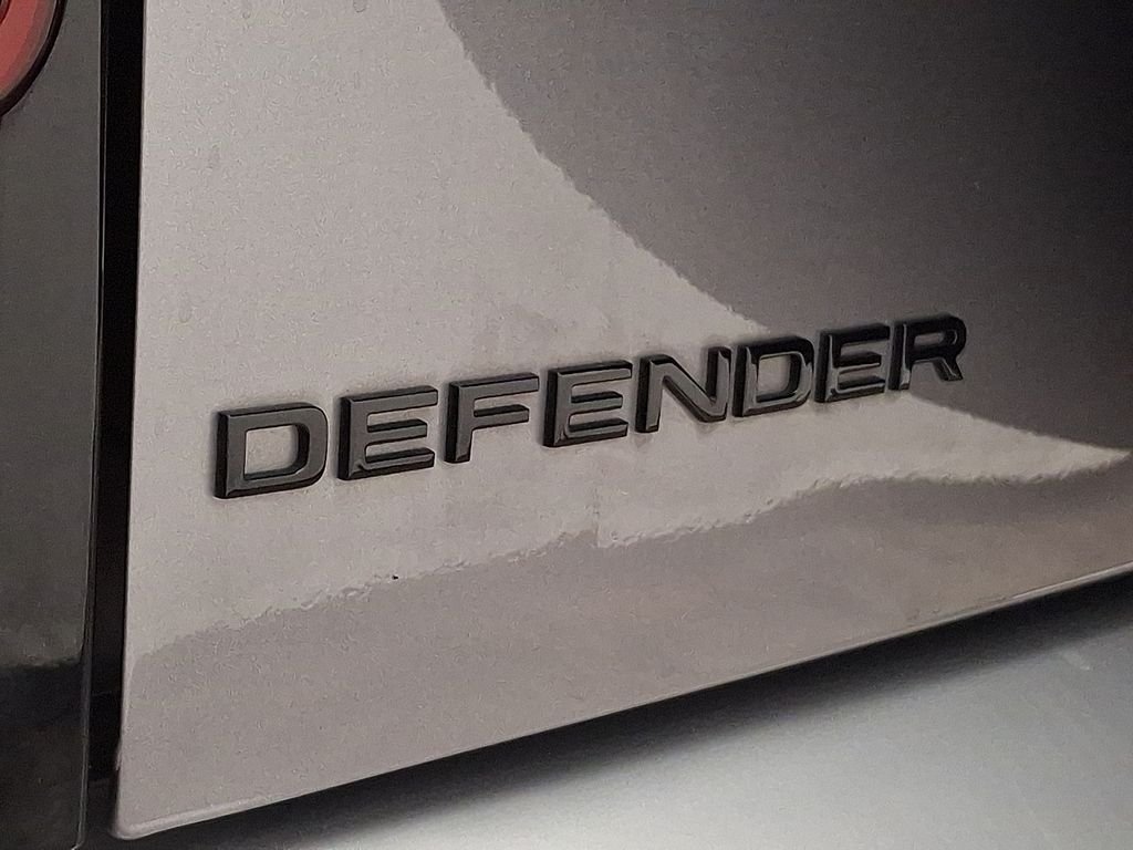 Certified Used 2023 Eiger Grey Metallic Land Rover S image 31