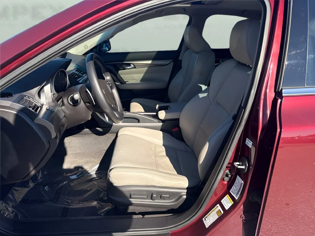 Used 2012  Acura SH-AWD image 9