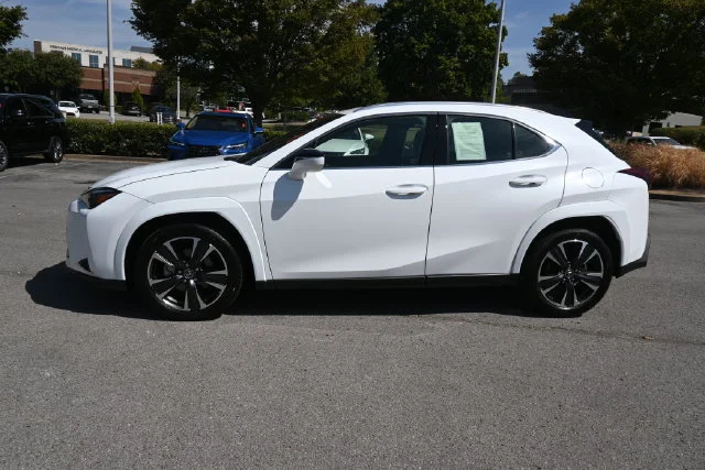 Certified Used 2026 ULTRA WHITE Lexus 300h Premium image 10