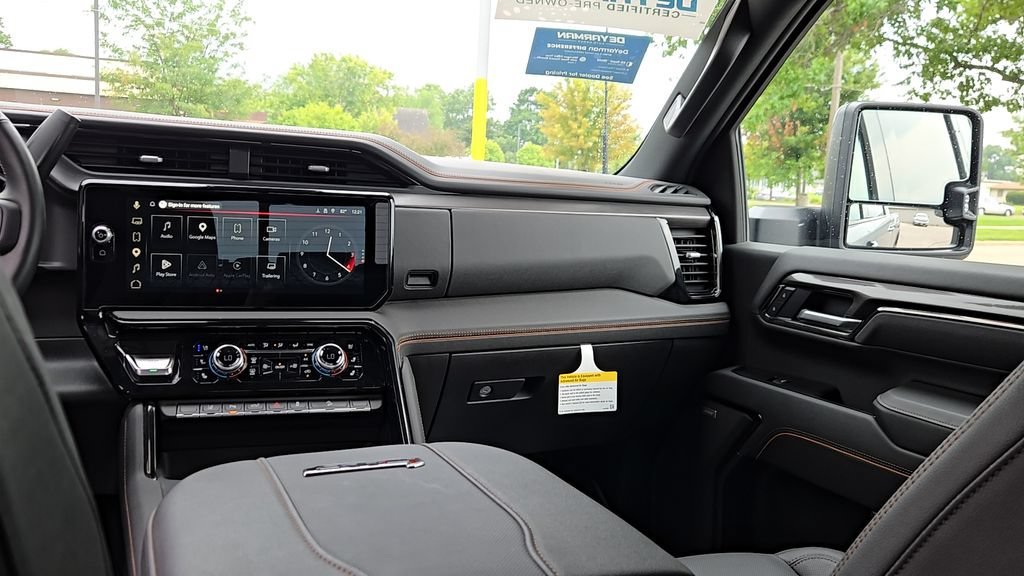 Used 2025 Sterling Metallic GMC AT4 image 21