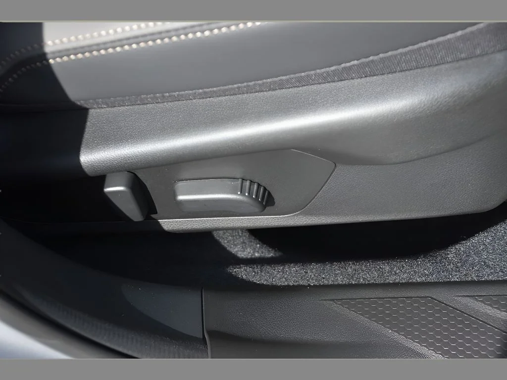 New 2026 ICE SILVER METALLIC Subaru Limited image 30