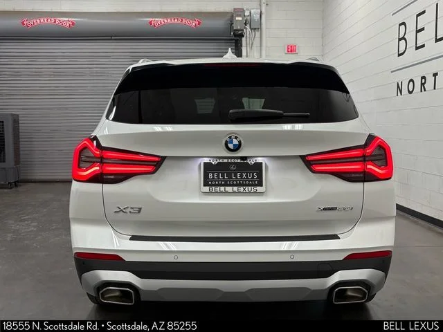 Used 2024 White BMW xDrive30i image 8