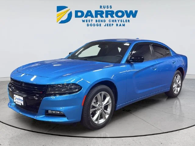 Used 2023 Blue Dodge SXT image 1