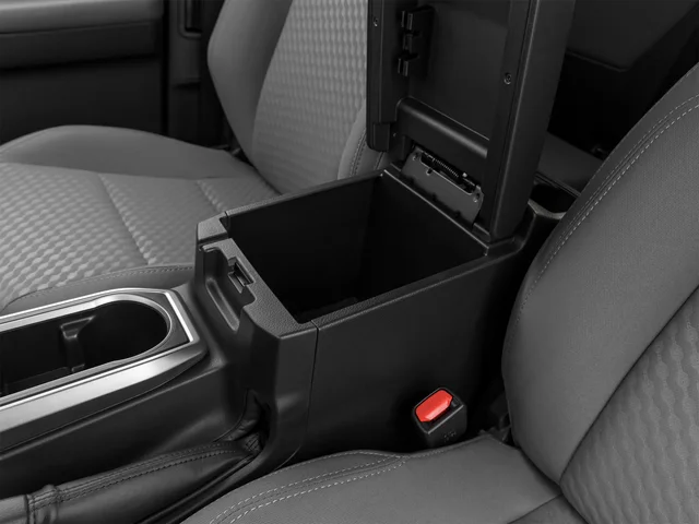 Used 2023 White Toyota SR5 image 19