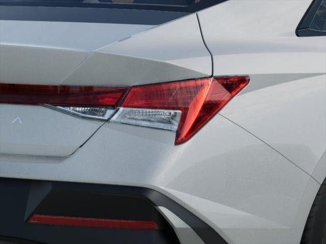 New 2026 White Hyundai SE image 10