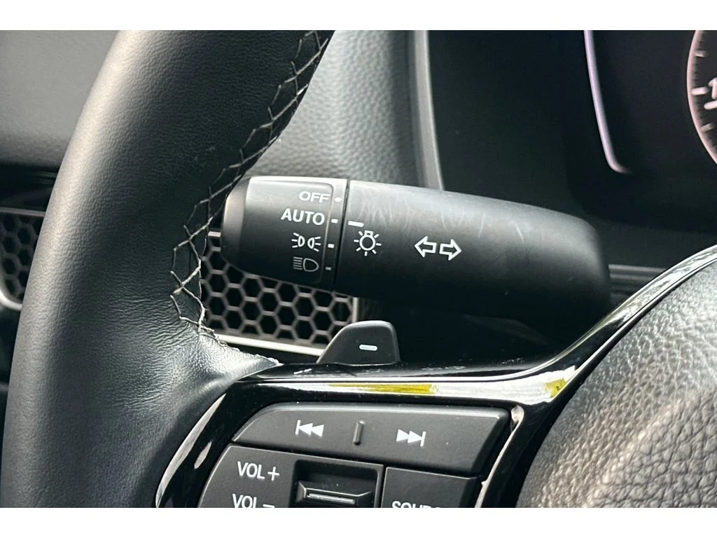 Used 2025 Sonic Gray Pearl Honda Sport image 36
