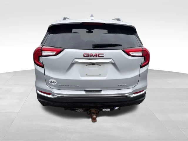 Used 2022 QUICKSILVER METALLIC GMC SLT image 4