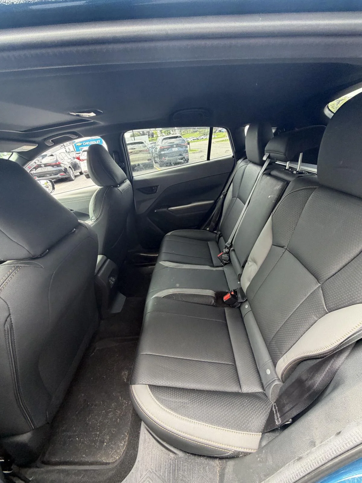 Used 2025 Geyser Blue Pearl Subaru Wilderness image 13