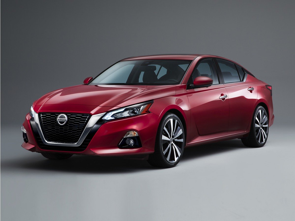Used 2022 Gun Metallic Nissan 2.5 SV image 1