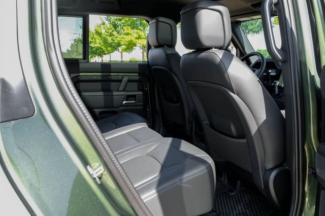 New 2026 Woolstone Green Metallic Land Rover X-Dynamic SE image 44