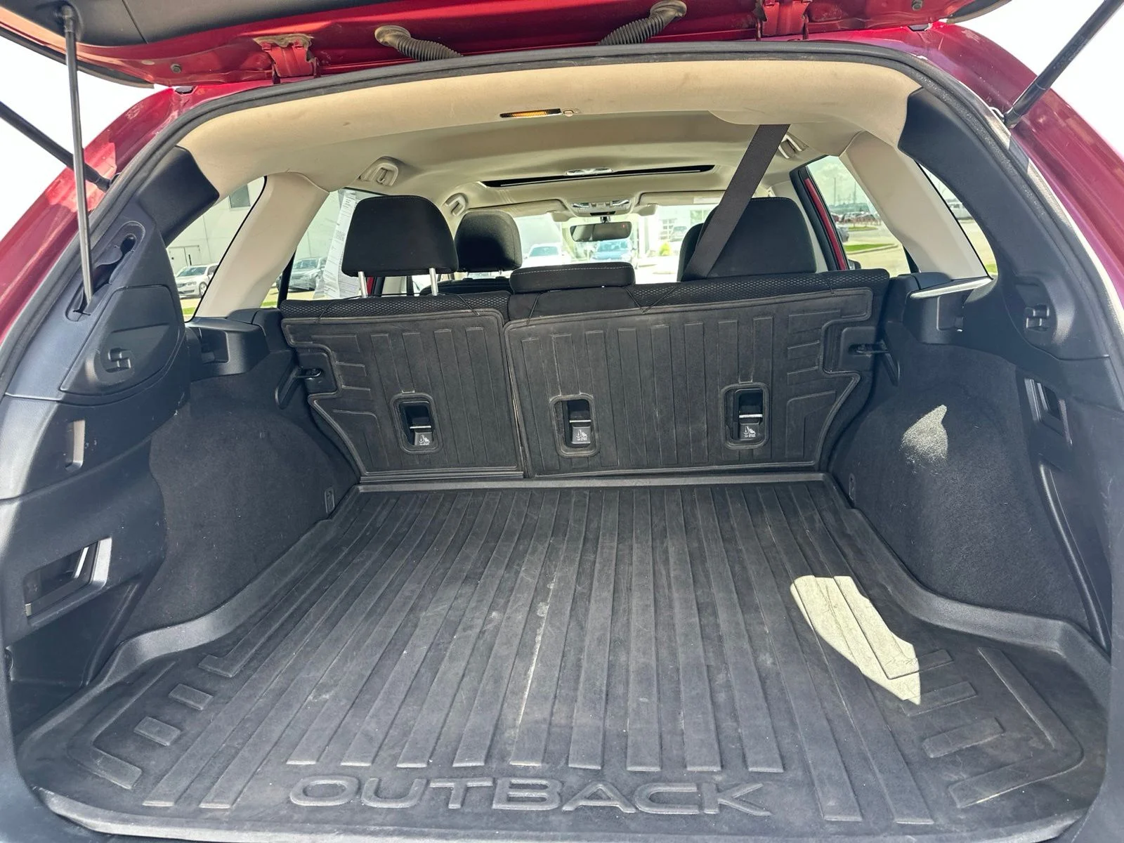 Used 2018 Red Subaru 2.5i Premium image 24