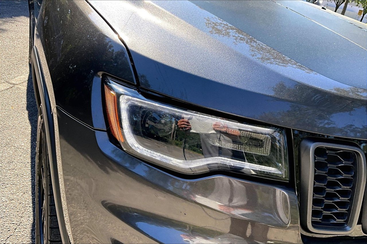 Used 2019 Gray Jeep Trailhawk image 32