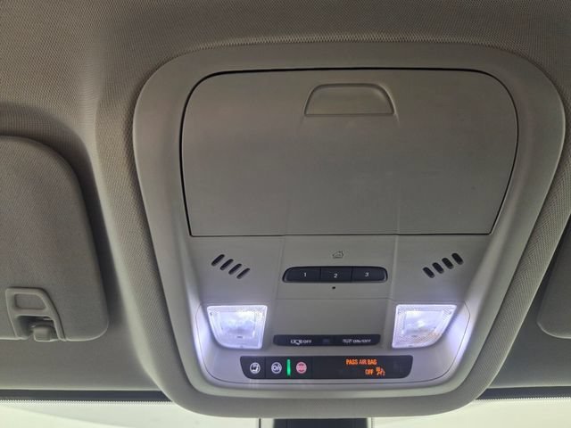 2021 GMC Acadia SLT - Photo 14