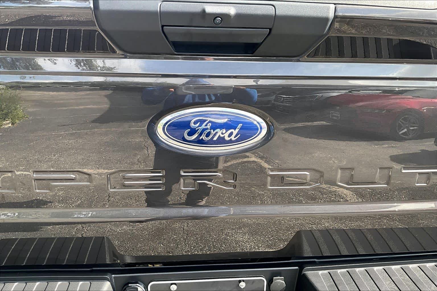 Used 2024 Darkened Bronze Metallic Ford XLT image 33