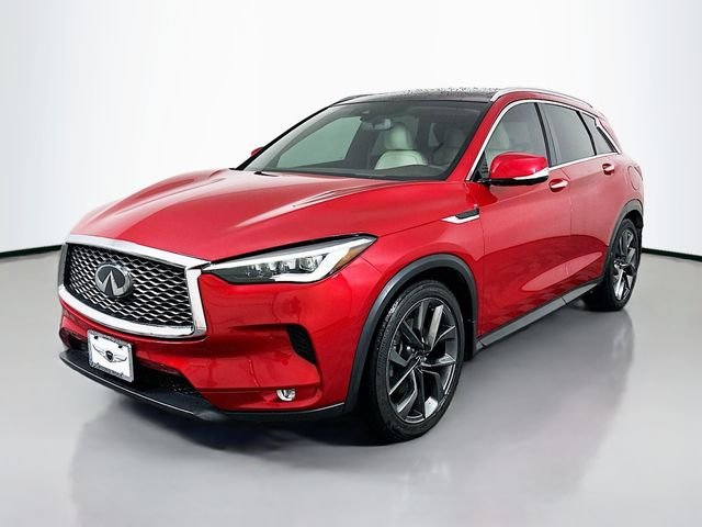 Used 2020 Red INFINITI Autograph image 1