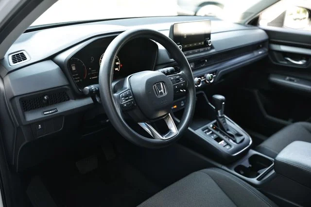 Used 2023 White Honda EX image 19