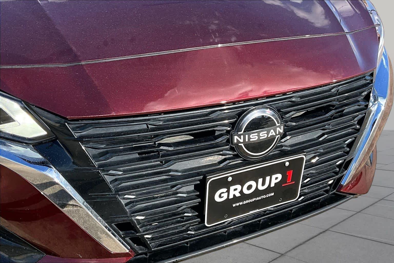 Used 2023 Garnet Pearl Metallic Nissan 2.5 SV image 30