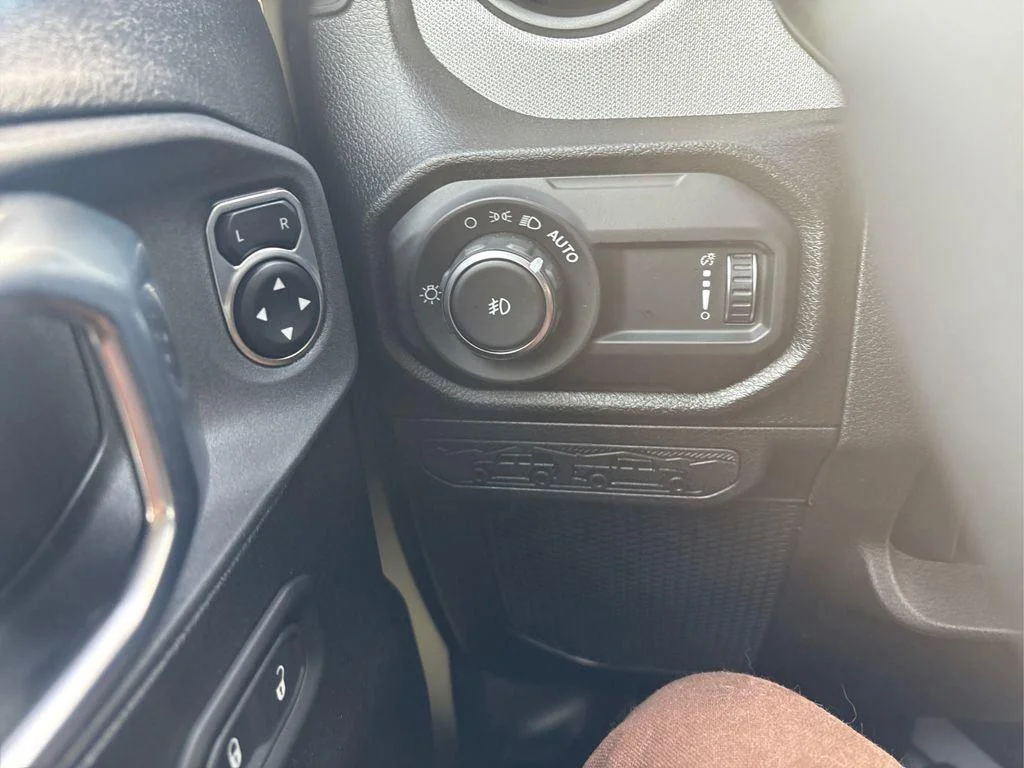 New 2026 41 Jeep Sport S image 15